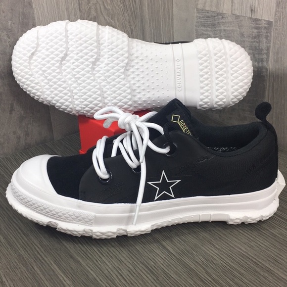 Converse One Star MC18 OX black/white/white
NWT - Picture 3 of 8